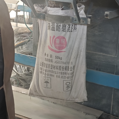 Cylindrical Furnace Bricks Al2O3 Content Above 75% High Alumina With Phosphate Bonding