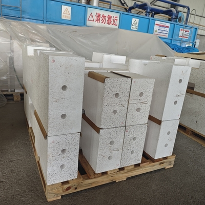 Industrial Ceramic Industry Products of Corundum Mullite Refractory Can Be Customized