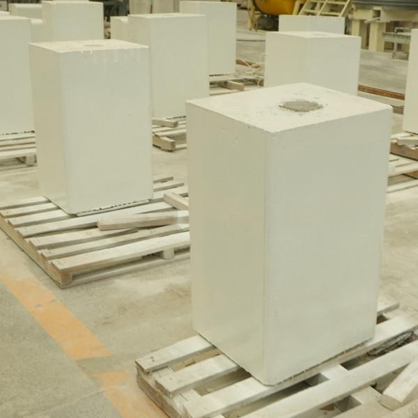 Perfect High temperature abrasion resistance Fire brick Pouring Corundum-Mullite brick  for Glass furnace