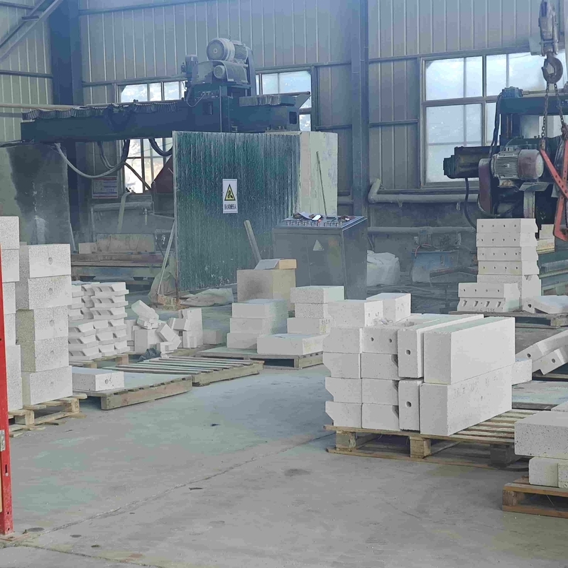 Customizable Corundum Mullite Insulation Products For 1650℃ Applications